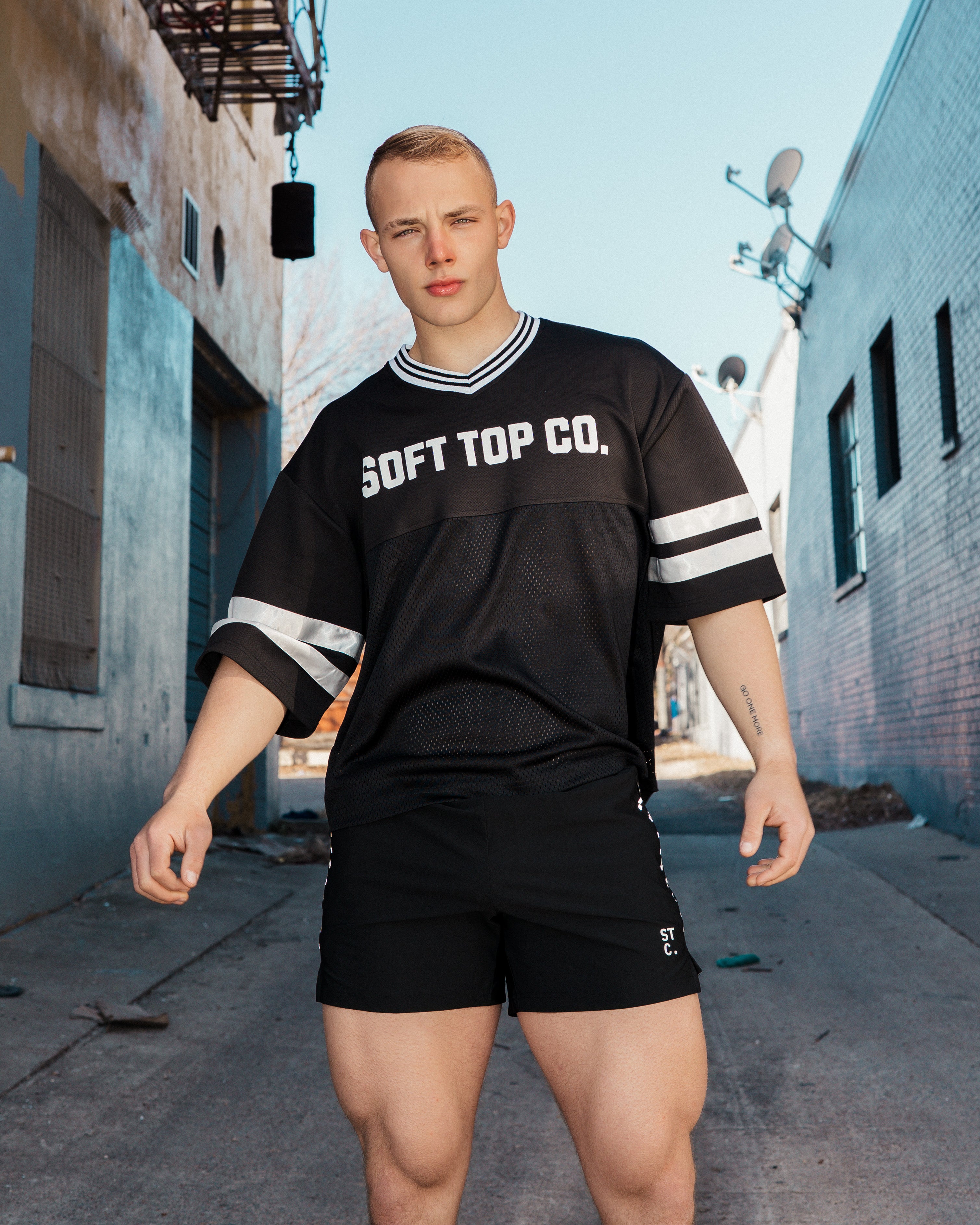 STC. Varsity Mesh Tee